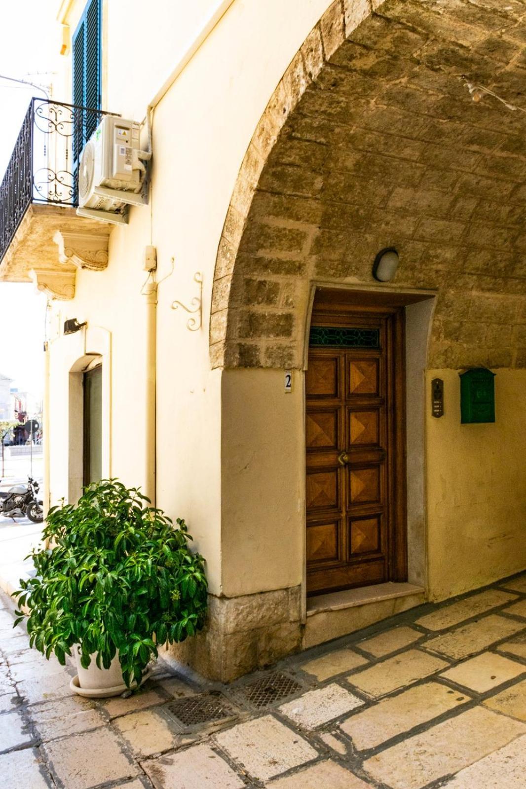 Palazzo Vaaz Διαμέρισμα Mola di Bari Εξωτερικό φωτογραφία